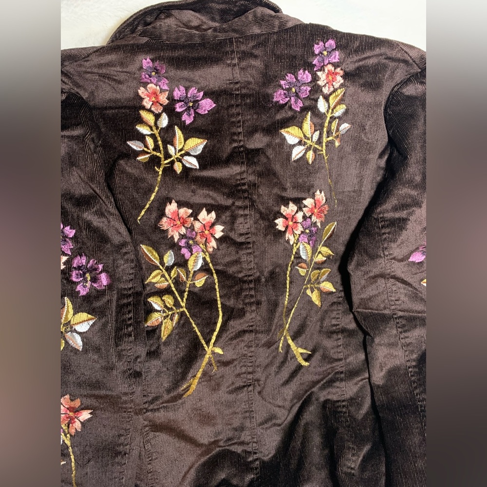 Flower embroidery brown blazer
